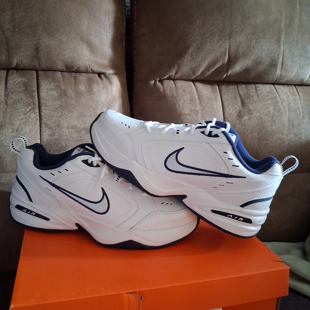 Nike Men's White Navy Athletic Shoes